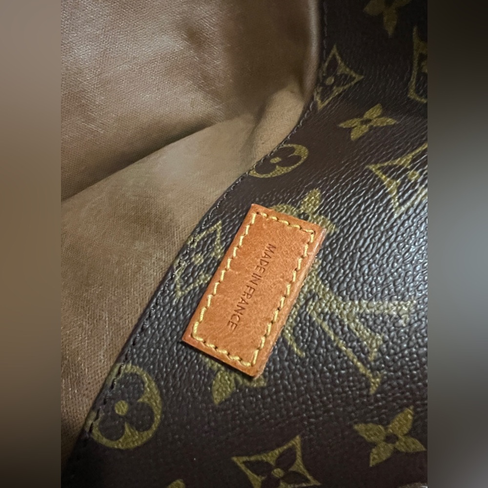 Louis Vuitton Monogram Sac
Shopping Tote Bag *VINTAGE* - Picture 8 of 8